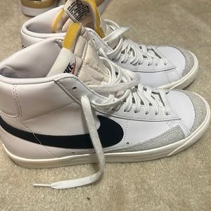 Nike 77 blazer womens shoes. Size 8.5